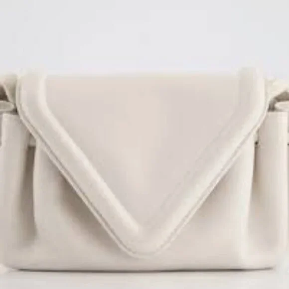 Bottega Veneta  Lambskin Small Beak Triangle Flap Shoulder Bag Chalk - Picture 3 of 6